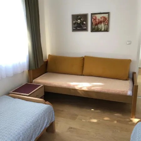 Apartment Uno